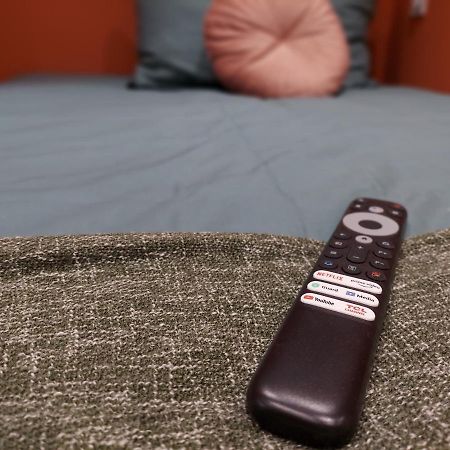 Les Studios De Theophile - Calme Absolu - Wifi - Centre Historique Арл Екстериор снимка