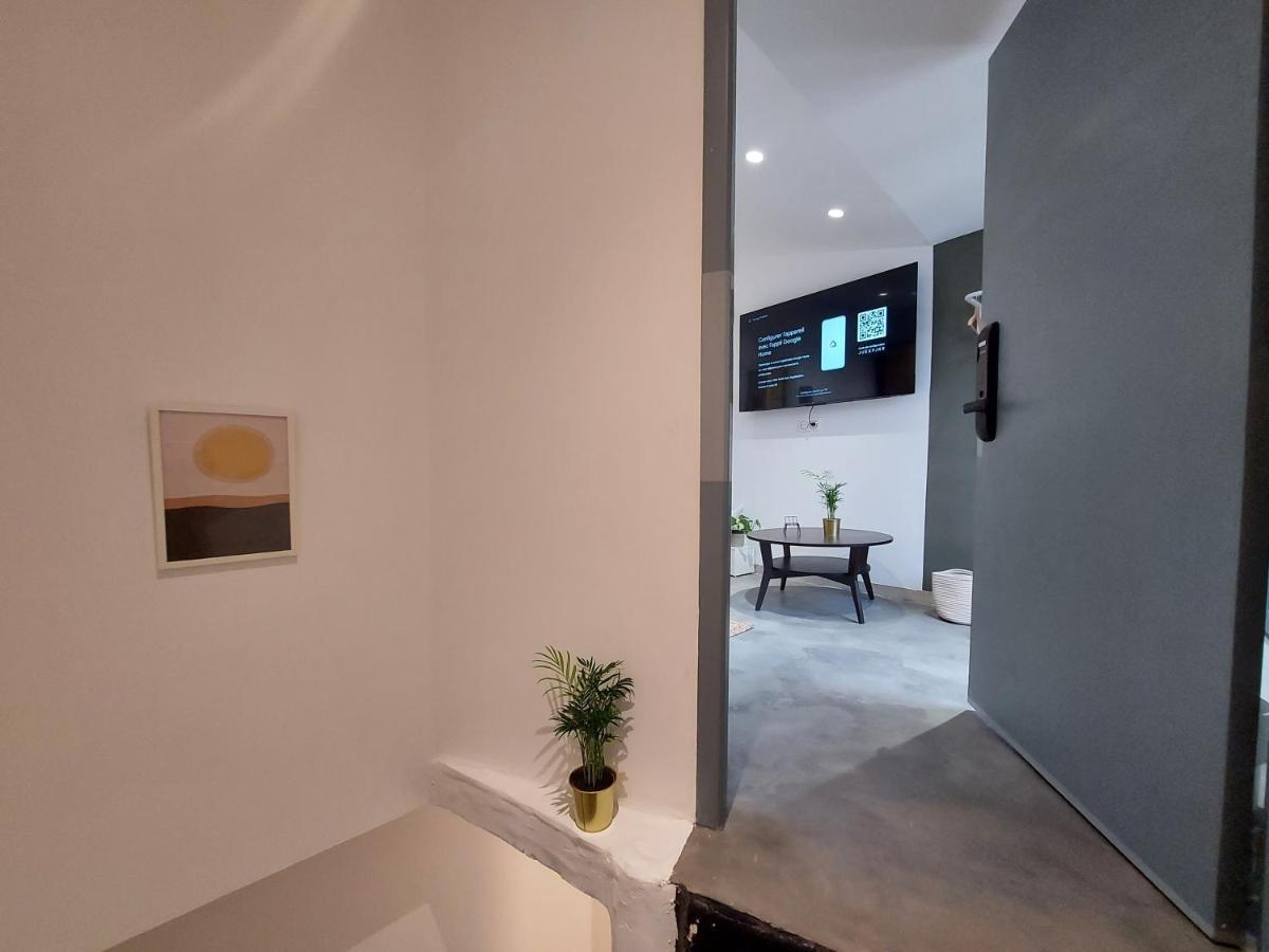Les Studios De Theophile - Calme Absolu - Wifi - Centre Historique Арл Екстериор снимка